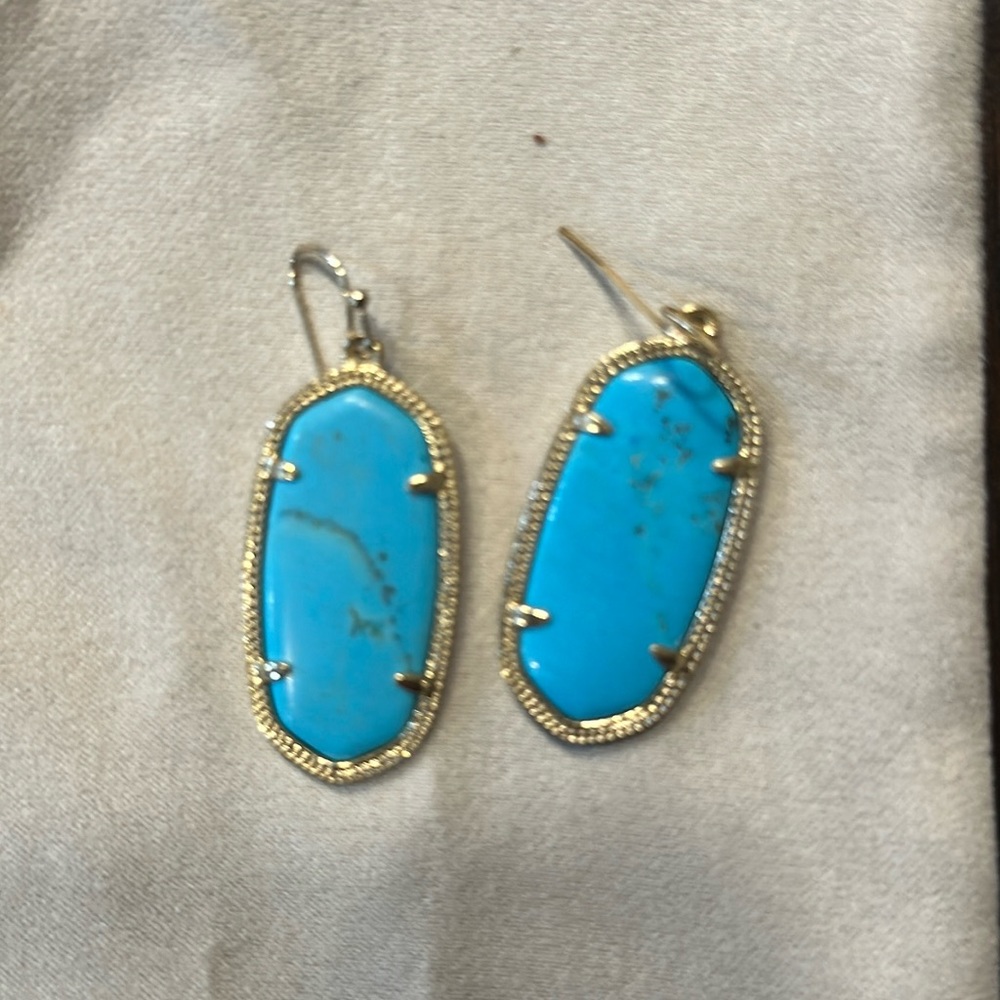 Turquoise drop earring medium sized